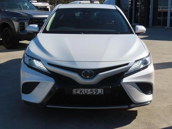 2020 Toyota Camry SX 3.5 L V6 Front Wheel Drive Automatic