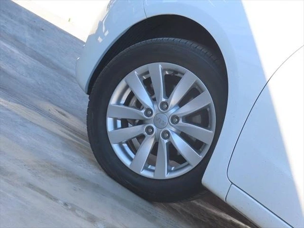 2015 Kia Cerato S 1.8 L Petrol Automatic FWD