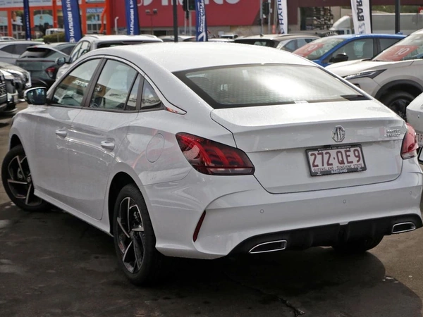 2025 Mg MG5 Essence Dual-Clutch Automatic Front Wheel Drive