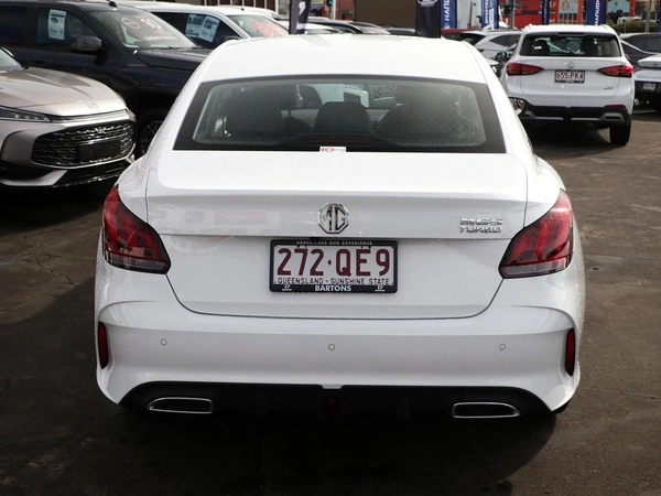 2025 Mg MG5 Essence Dual-Clutch Automatic Front Wheel Drive