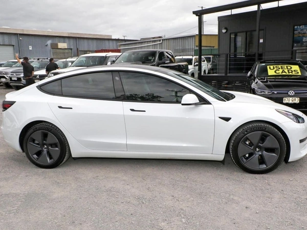 2022 Tesla Model 3 Rear-Wheel Drive Automatic Electric