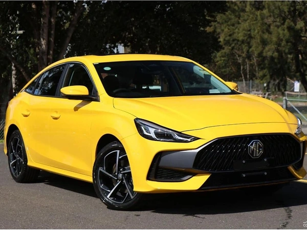 2025 Mg Mg5 Essence Dual-Clutch Automatic Petrol