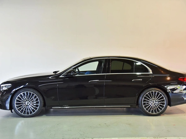 2025 Mercedes-Benz E300 Rear Wheel Drive Sports Automatic