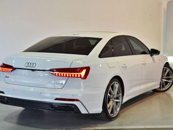 2020 Audi A6 S line Automatic 4WD Sunroof Navigation