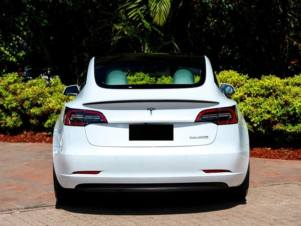 2022 Tesla Model 3 Performance AWD Automatic