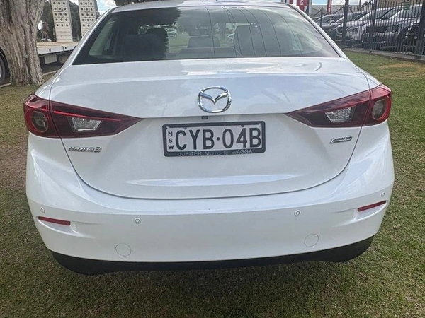 2015 Mazda 3 Maxx Automatic Petrol