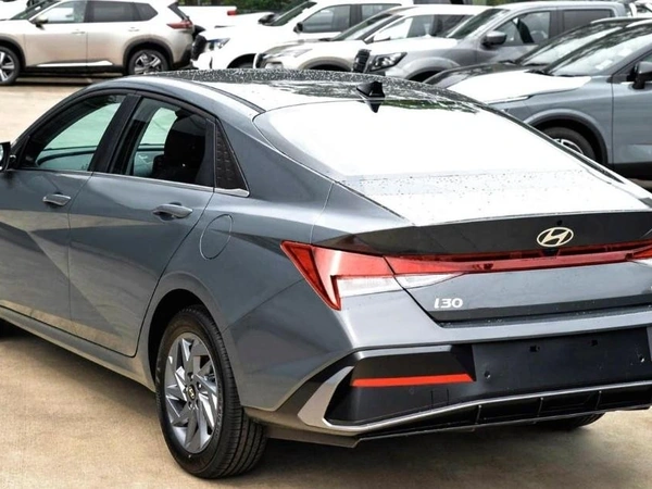 2026 Hyundai i30 Hybrid Manual 6-Speed Transmission