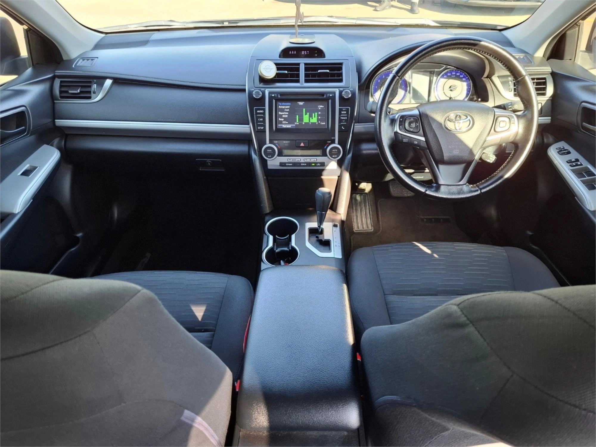 Photo 12